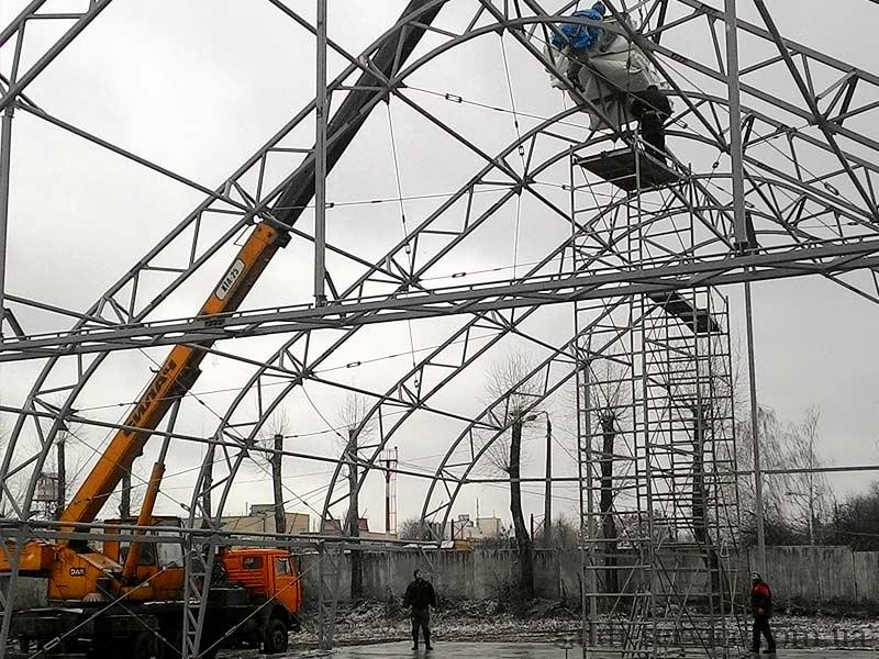Монтаж каркаса ангара